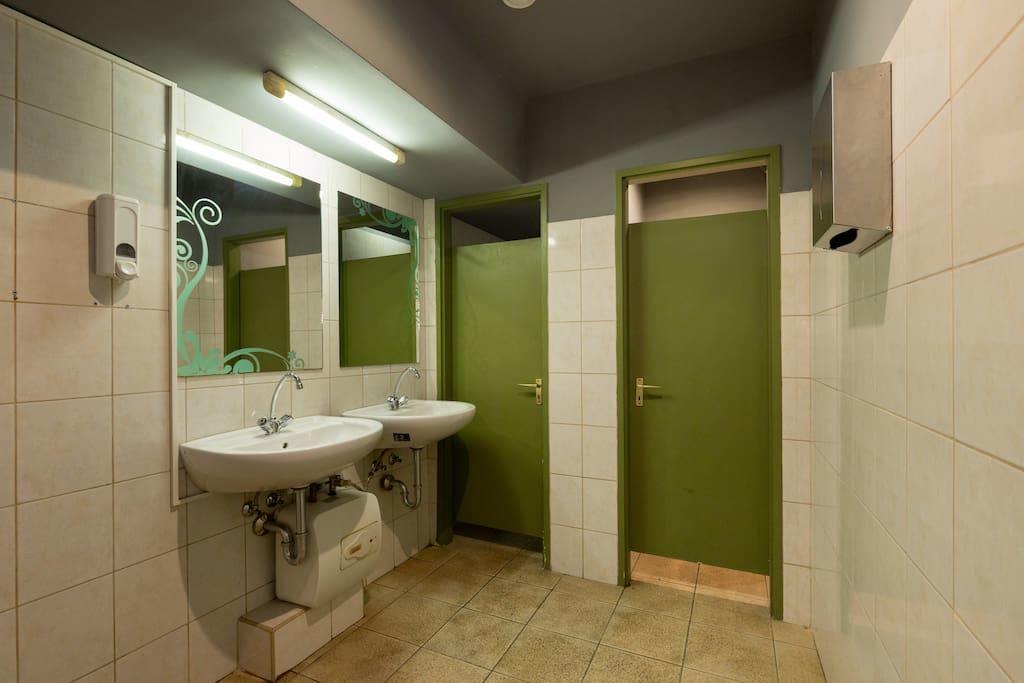 Willa The Bachelor Bar - Bunker | Private Club Budapeszt Zewnętrze zdjęcie