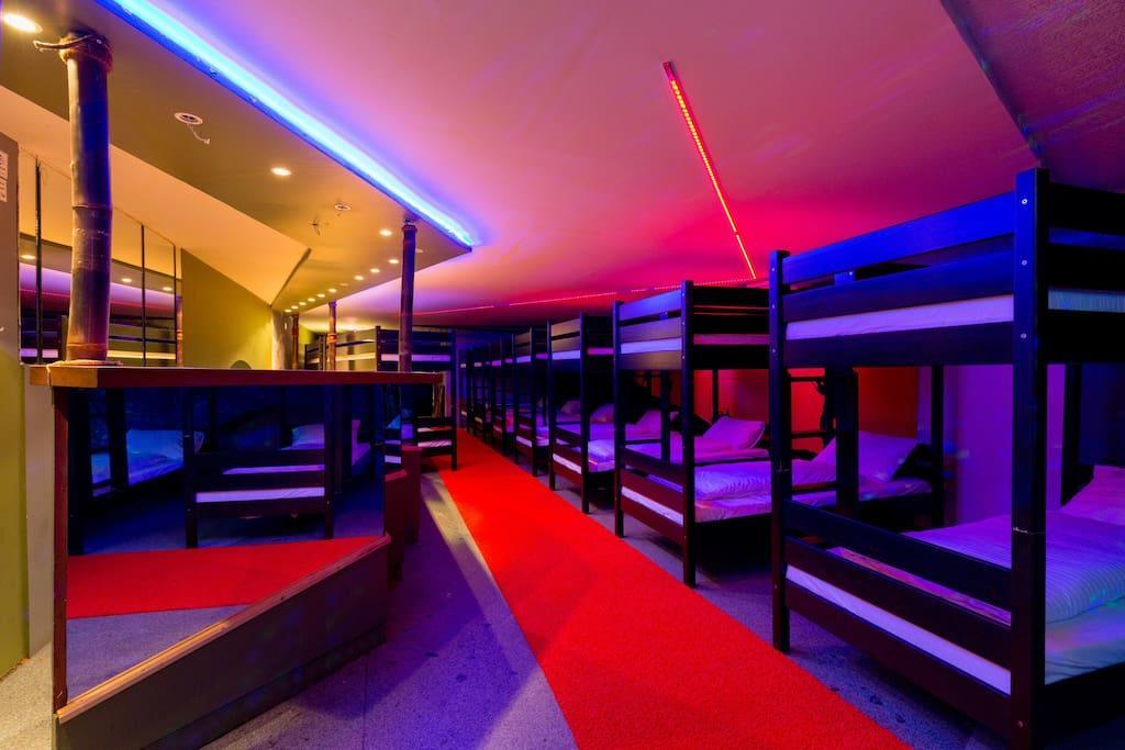 Willa The Bachelor Bar - Bunker | Private Club Budapeszt Zewnętrze zdjęcie